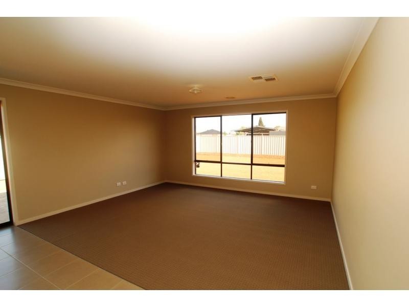 L16 Garden Drive, Epsom VIC 3551