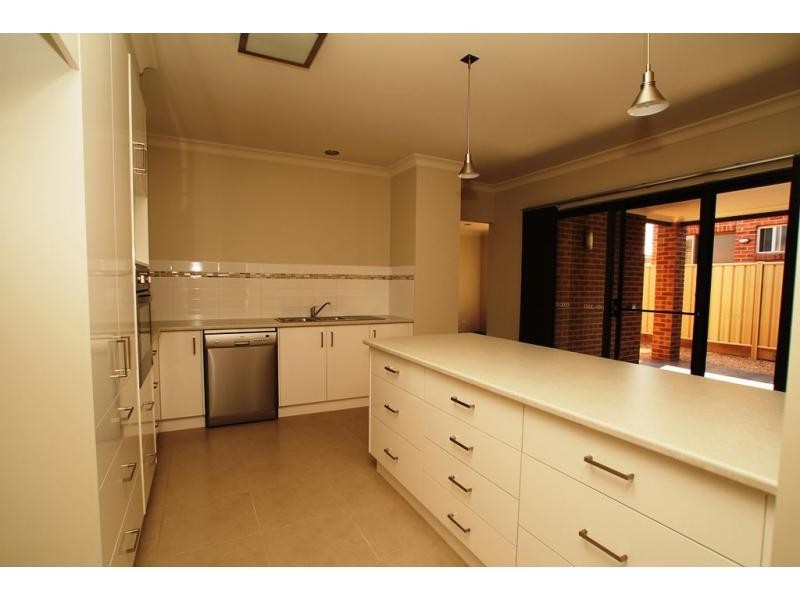 5 Lena Place, Strathfieldsaye VIC 3551