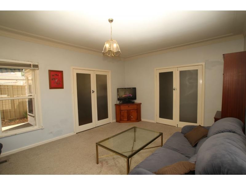 26 Semmens Street, Long Gully VIC 3550