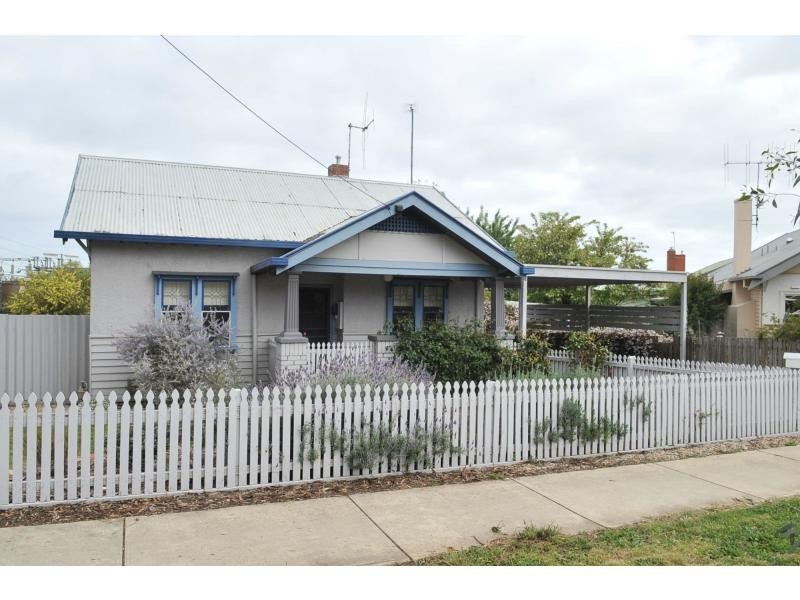 134 Gladstone Street, Quarry Hill VIC 3550