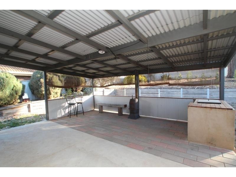 8 Bilola Court, Eaglehawk VIC 3556