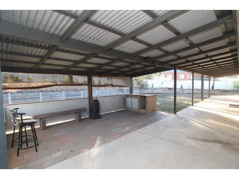 8 Bilola Court, Eaglehawk VIC 3556