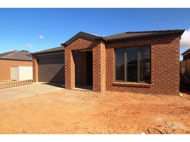 L16 Garden Drive, Epsom VIC 3551