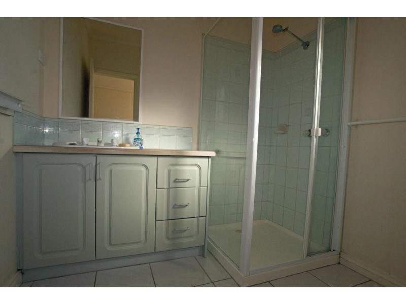 2/3 McKay Crescent, Strathdale VIC 3550