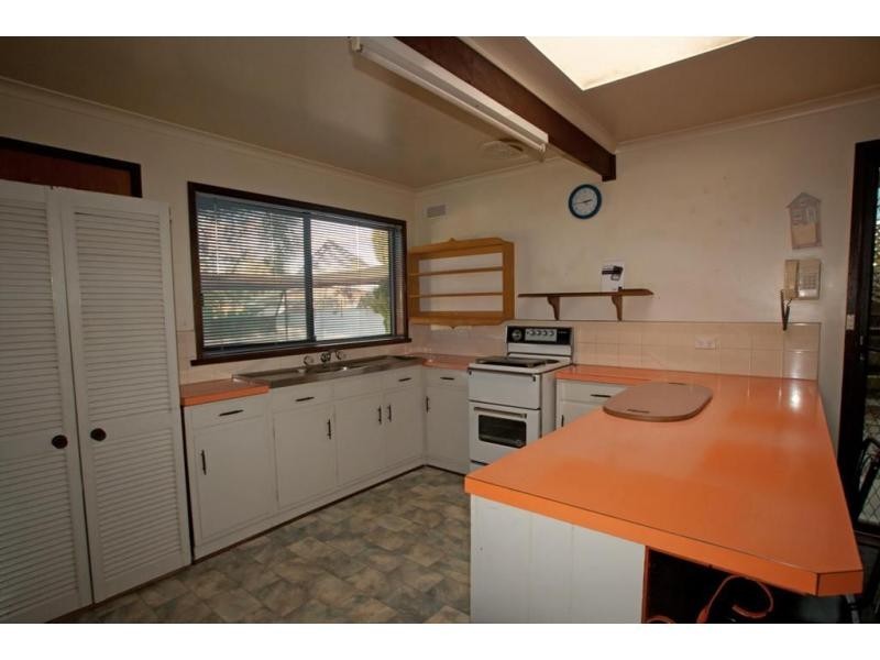 12A Watson Avenue, Eaglehawk VIC 3556