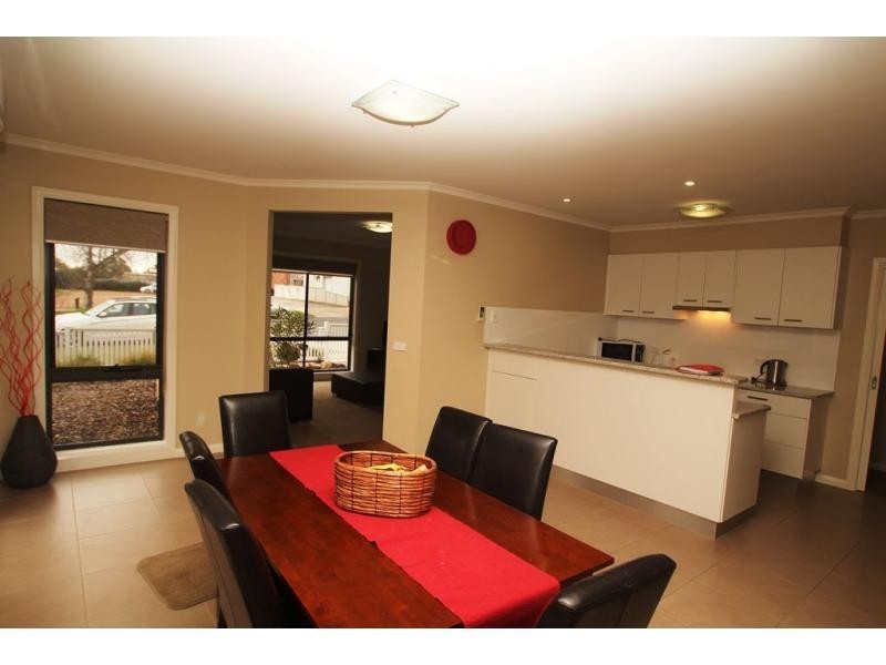 13 Plumridge Street, White Hills VIC 3550