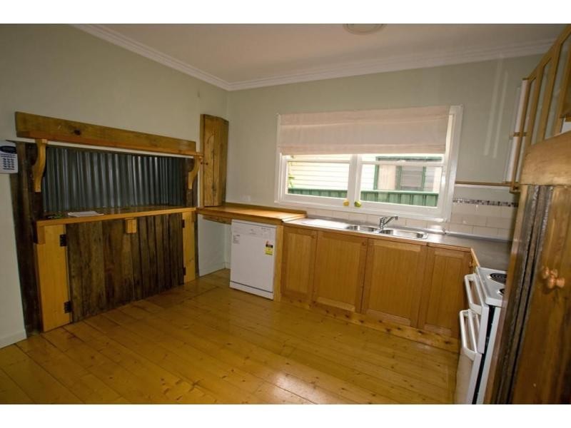 .7 Theodore Street, Flora Hill VIC 3550