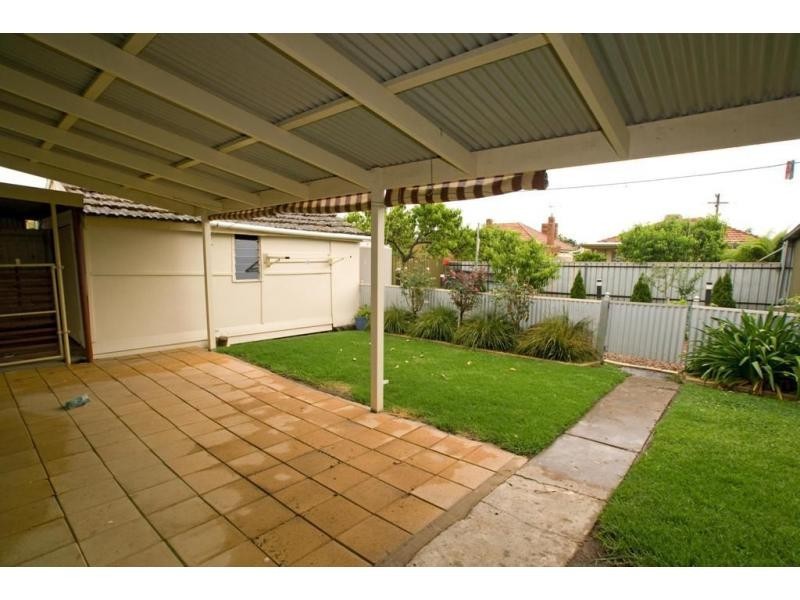 .7 Theodore Street, Flora Hill VIC 3550