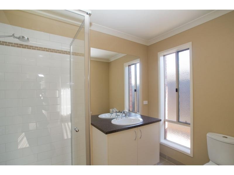 9 Metropolitan Drive, Eaglehawk VIC 3556