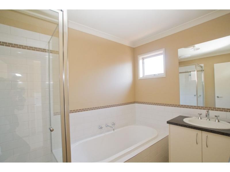 9 Metropolitan Drive, Eaglehawk VIC 3556