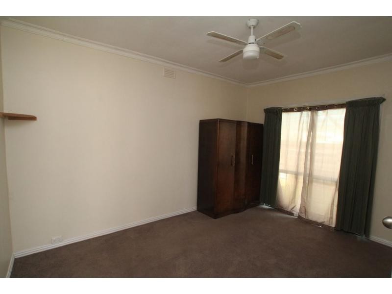 2 Gordon Street, Kangaroo Flat VIC 3555