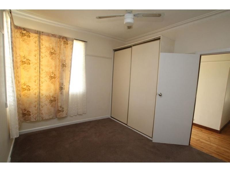 2 Gordon Street, Kangaroo Flat VIC 3555