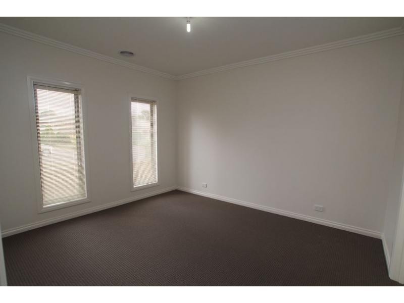 11 Candlewood Drive, Strathfieldsaye VIC 3551