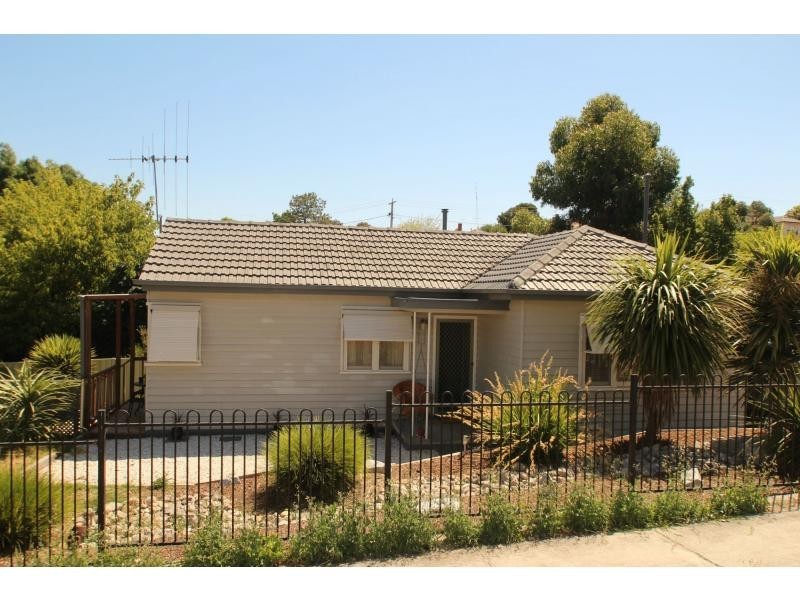 1 Prout Street, Ironbark VIC 3550