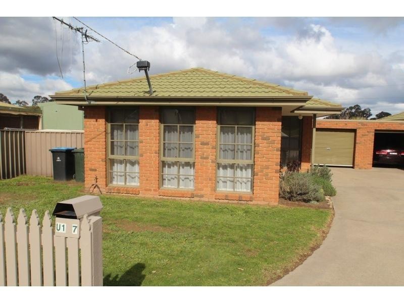 1/7 Norelle Crescent, Golden Square VIC 3555