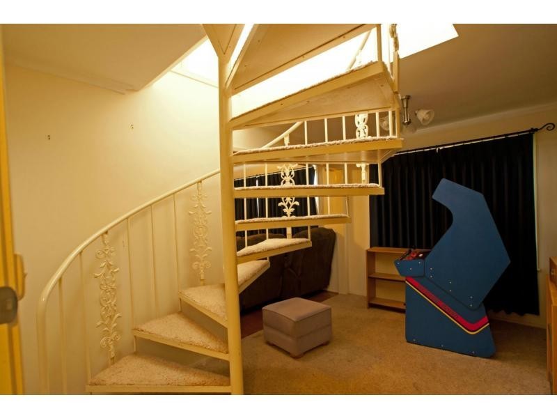 9 Ironbark Road, North Bendigo VIC 3550