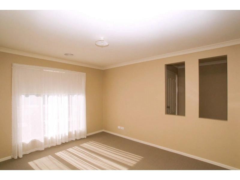 9 Metropolitan Drive, Eaglehawk VIC 3556
