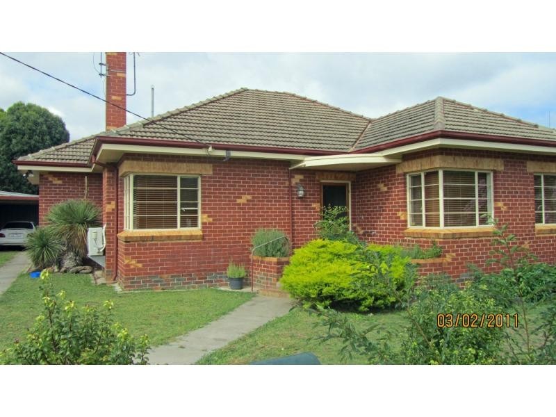 16 Ellis Street, Flora Hill VIC 3550