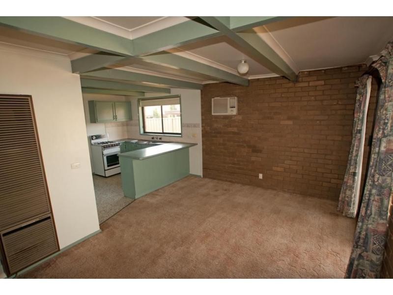 2/188 McIvor Road, Strathdale VIC 3550