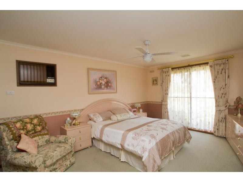 Golden Square VIC 3555