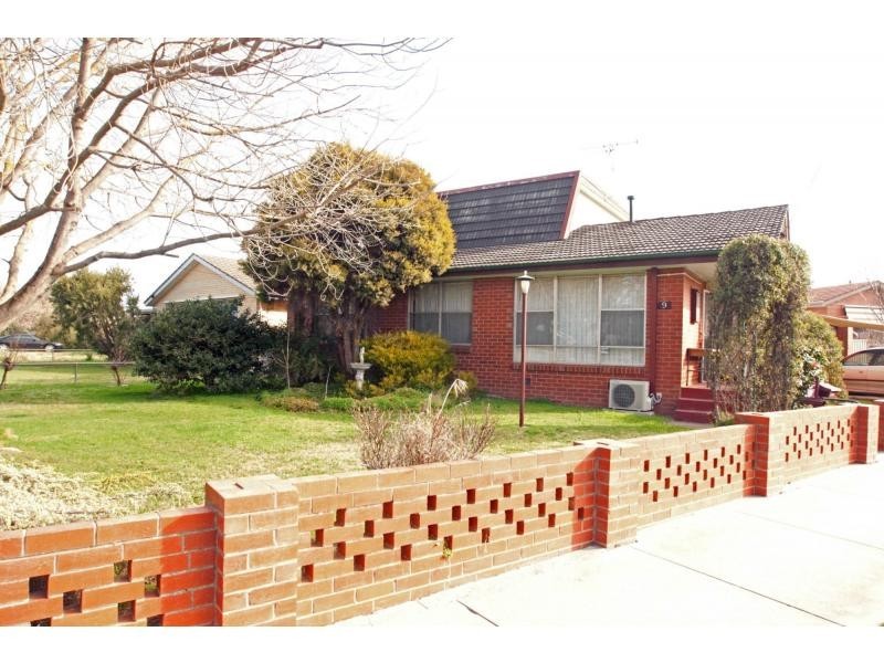 9 Ironbark Road, North Bendigo VIC 3550