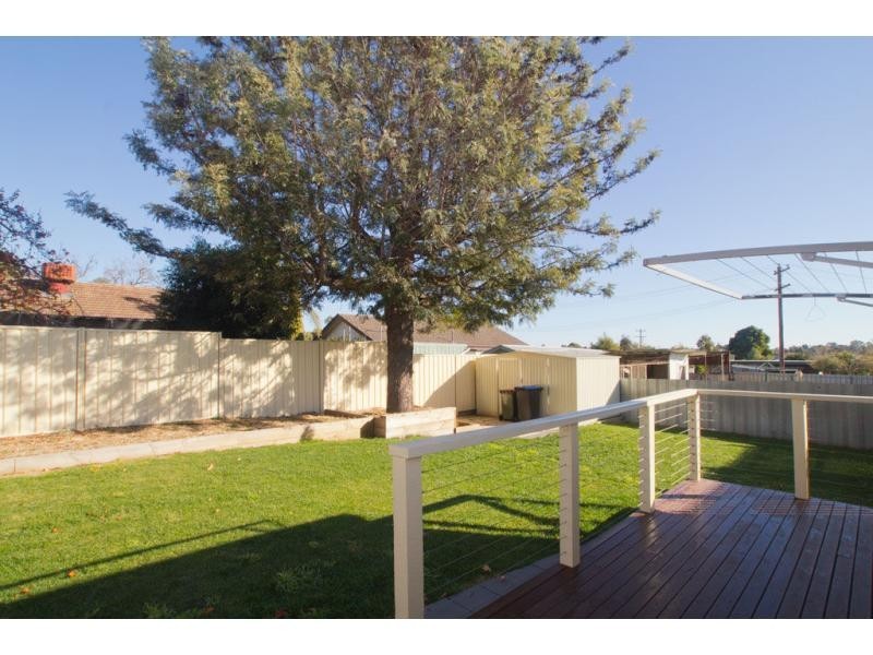 33 Fry Street, Eaglehawk VIC 3556