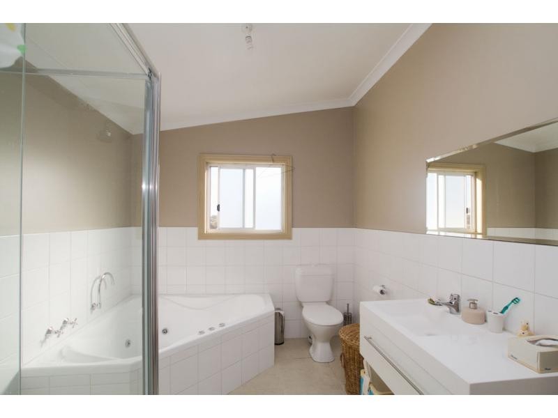 33 Fry Street, Eaglehawk VIC 3556