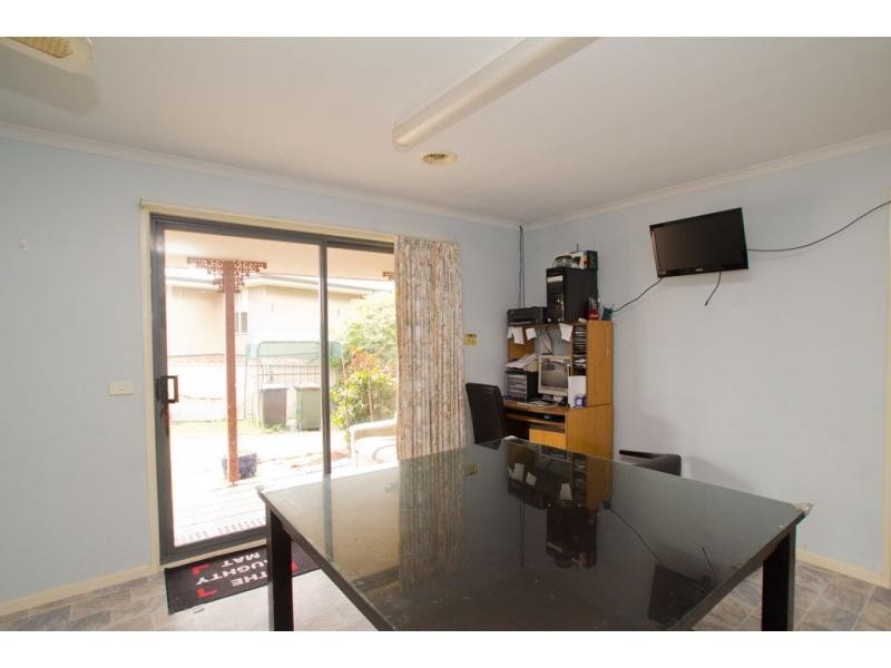 Flora Hill VIC 3550
