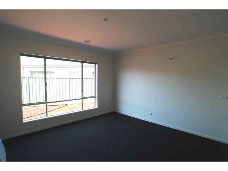 26 Triplett Avenue, Ascot VIC 3551