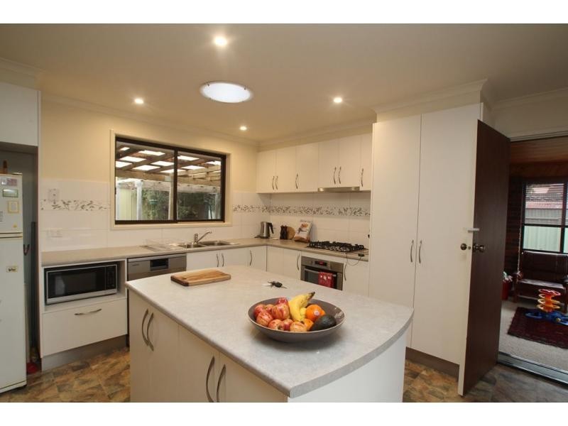 10 Orlando Street, Eaglehawk VIC 3556