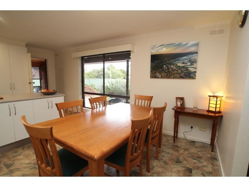 10 Orlando Street, Eaglehawk VIC 3556