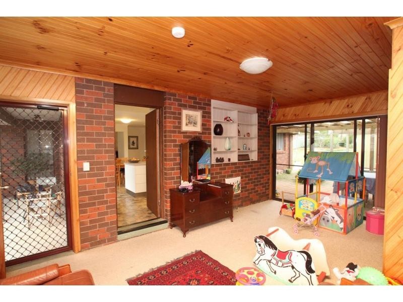 10 Orlando Street, Eaglehawk VIC 3556