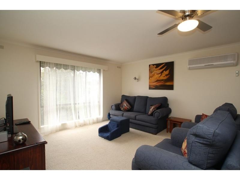 10 Orlando Street, Eaglehawk VIC 3556