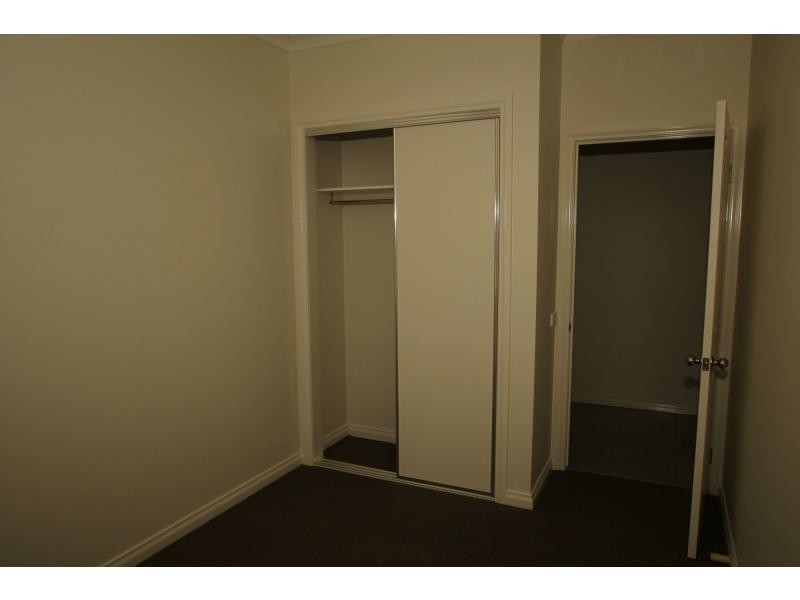 1/80 Condon Street, Kennington VIC 3550