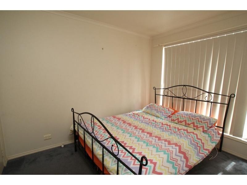 Unit 4/103 Osborne Street, Flora Hill VIC 3550