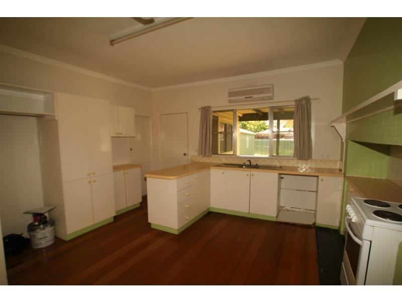 8 Marks Street, Bendigo VIC 3550