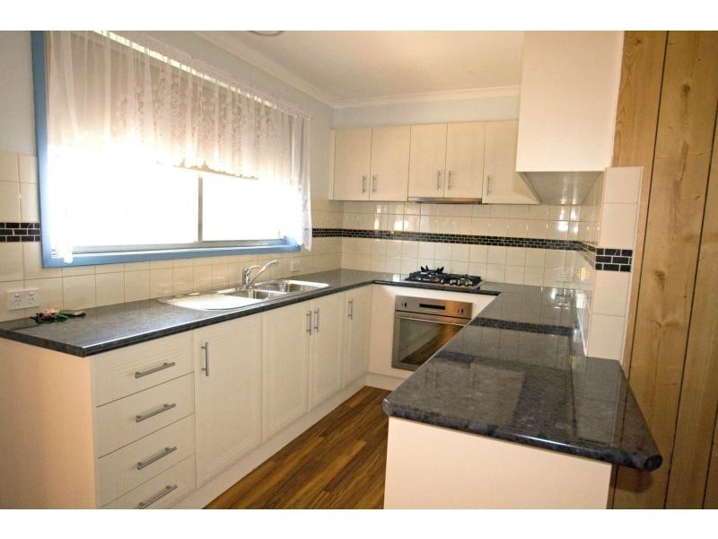 26 Truscott Avenue, California Gully VIC 3556