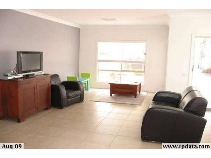 14 Russell Street, Quarry Hill VIC 3550