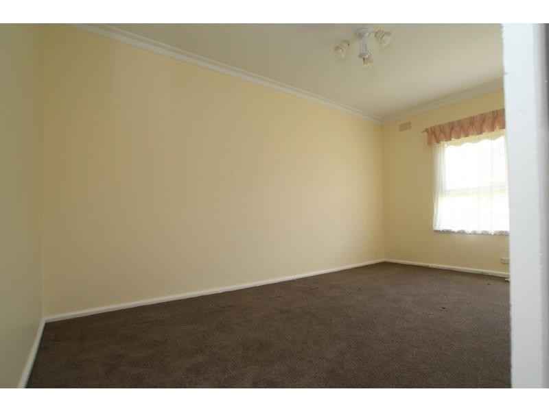 54 Helm Street, Kangaroo Flat VIC 3555