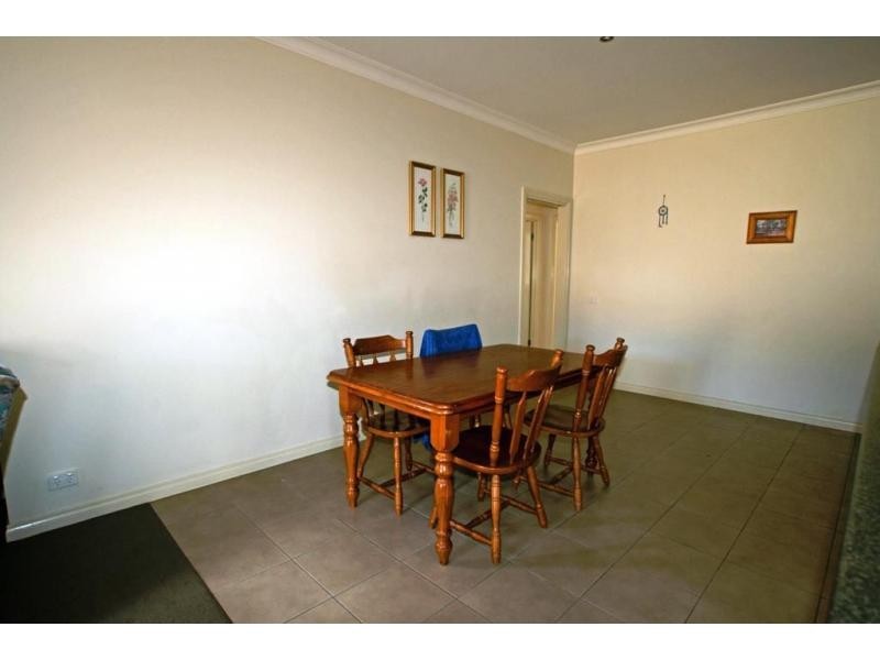 2/34 Greenwood Drive, Kennington VIC 3550