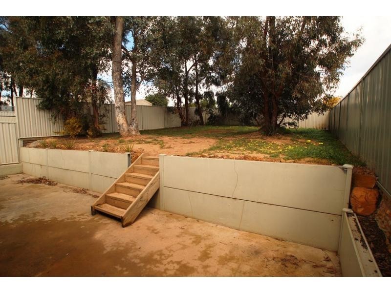 10A. Devon Close, Strathdale VIC 3550