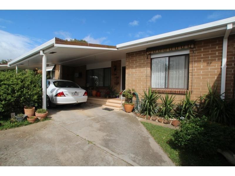 Unit 3/2 Sandhurst Road, California Gully VIC 3556