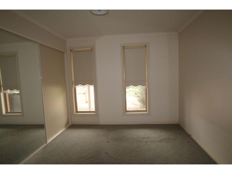 1/1 Craig Street, Long Gully VIC 3550