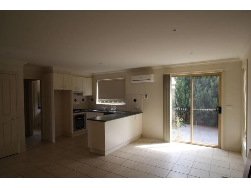 1/1 Craig Street, Long Gully VIC 3550