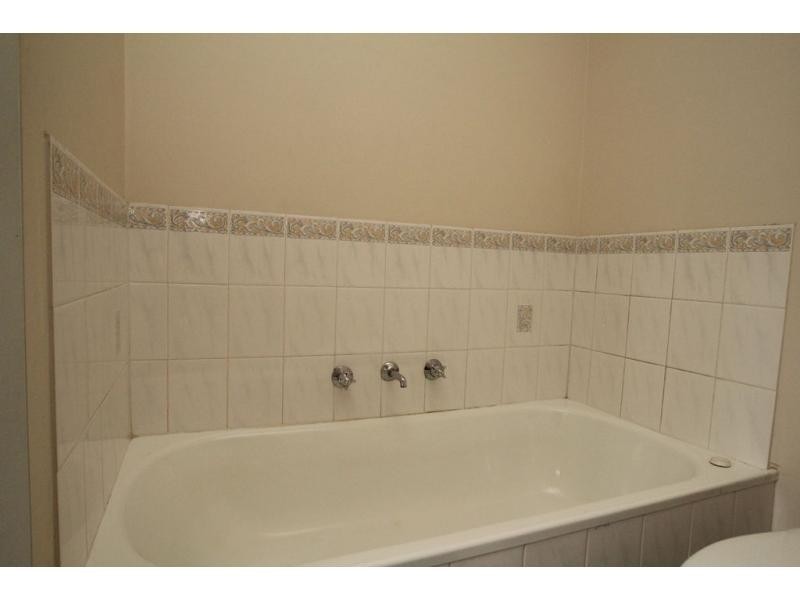 4./103 Osborne Street, Flora Hill VIC 3550