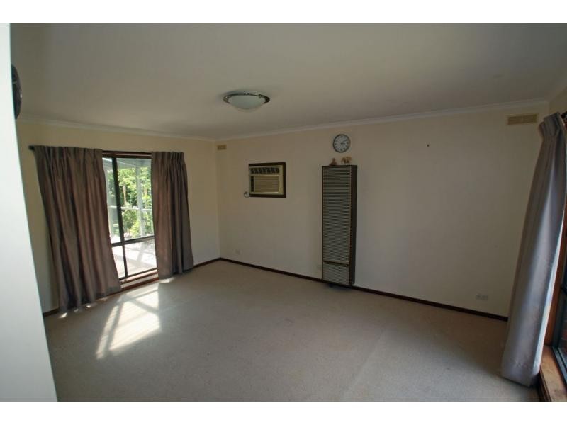 25 Cheriton Drive, Strathdale VIC 3550