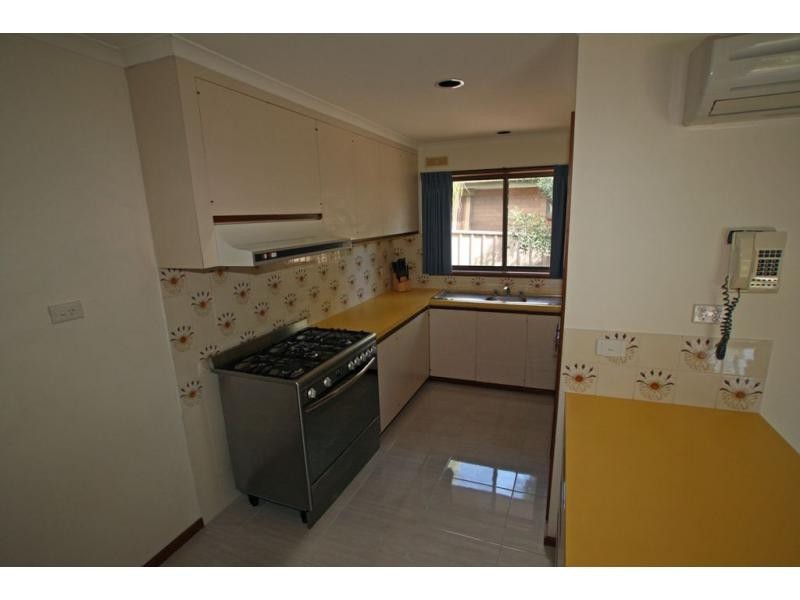25 Cheriton Drive, Strathdale VIC 3550