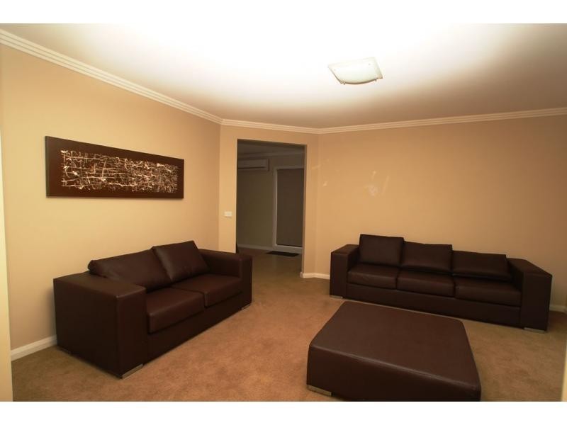 13 Plumridge Street, White Hills VIC 3550