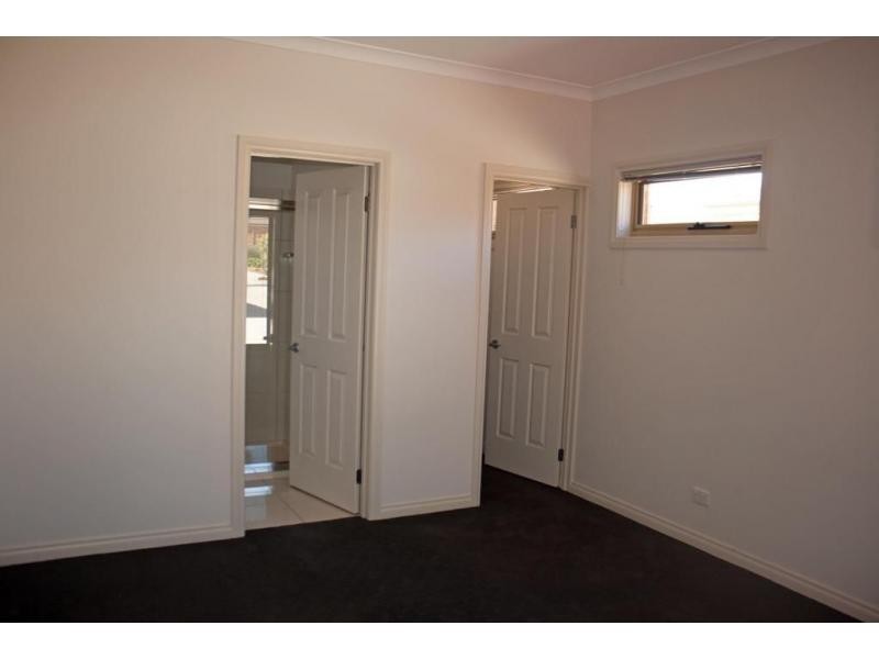 Villa 3/6 Friswell Avenue, Flora Hill VIC 3550