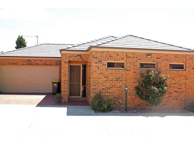 Villa 3/6 Friswell Avenue, Flora Hill VIC 3550